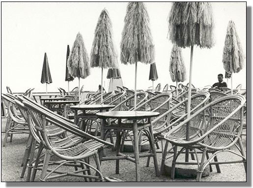 Verlassenes Strandcaf / Abandoned Beach Caf